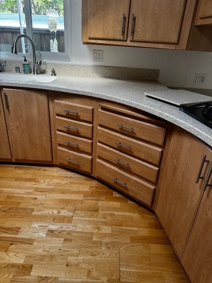 300 Plum St - Photo 2 of 11