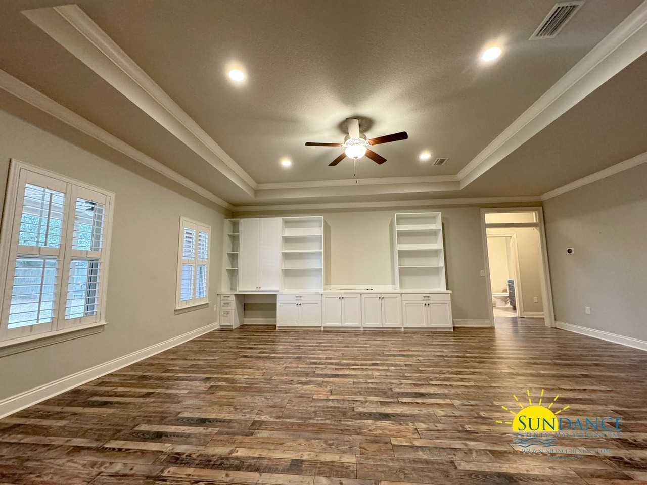 2213 Peachwood Ct - Photo 4 of 33
