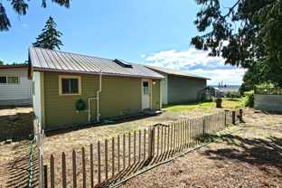 938 Madrona Beach Rd - Photo 1 of 1