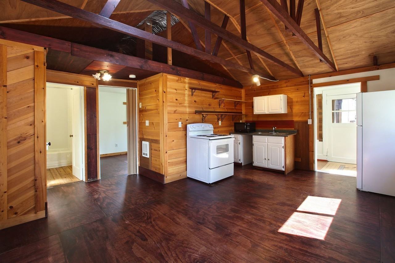 938 Madrona Beach Rd - Photo 6 of 22