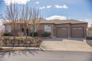 1075 Ne Watt Way - Photo 1 of 1