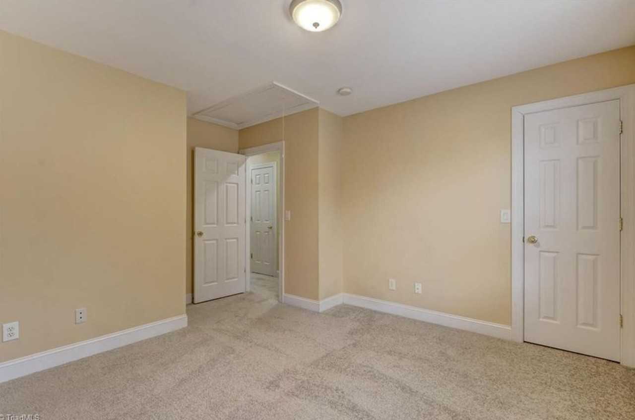 4475 Piedmont Trace Dr - Photo 4 of 25