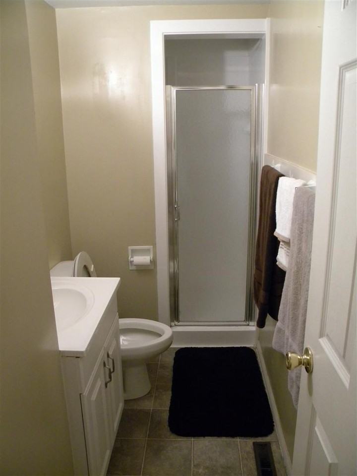 Academy Arms Apartments - Photo 5 of 24