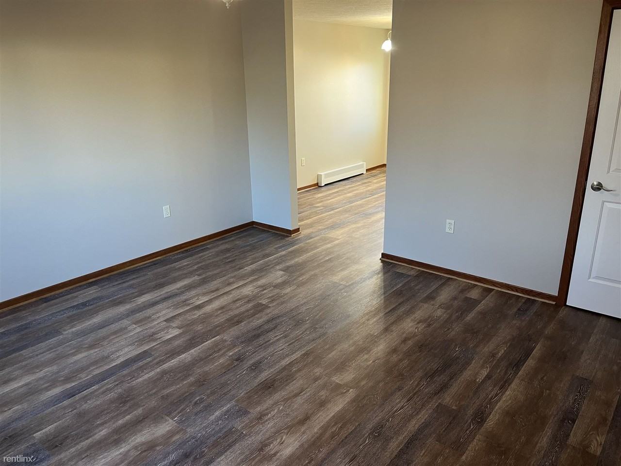 1000 E Walker St - Photo 3 of 9