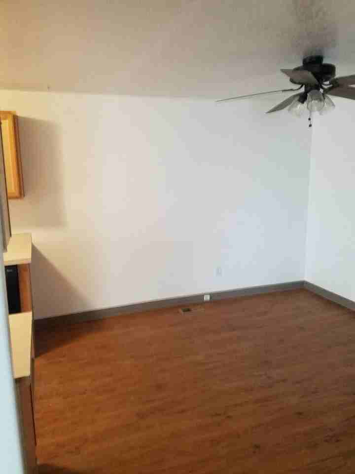 1007 Sw Nye Ave - Photo 2 of 47