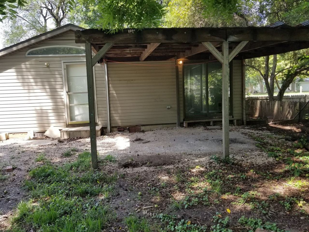 2946 West Latoka Street - Photo 3 of 10