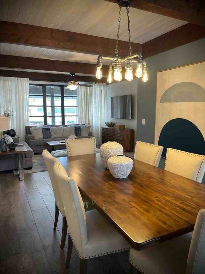 605 Kensington Pl - Photo 2 of 46