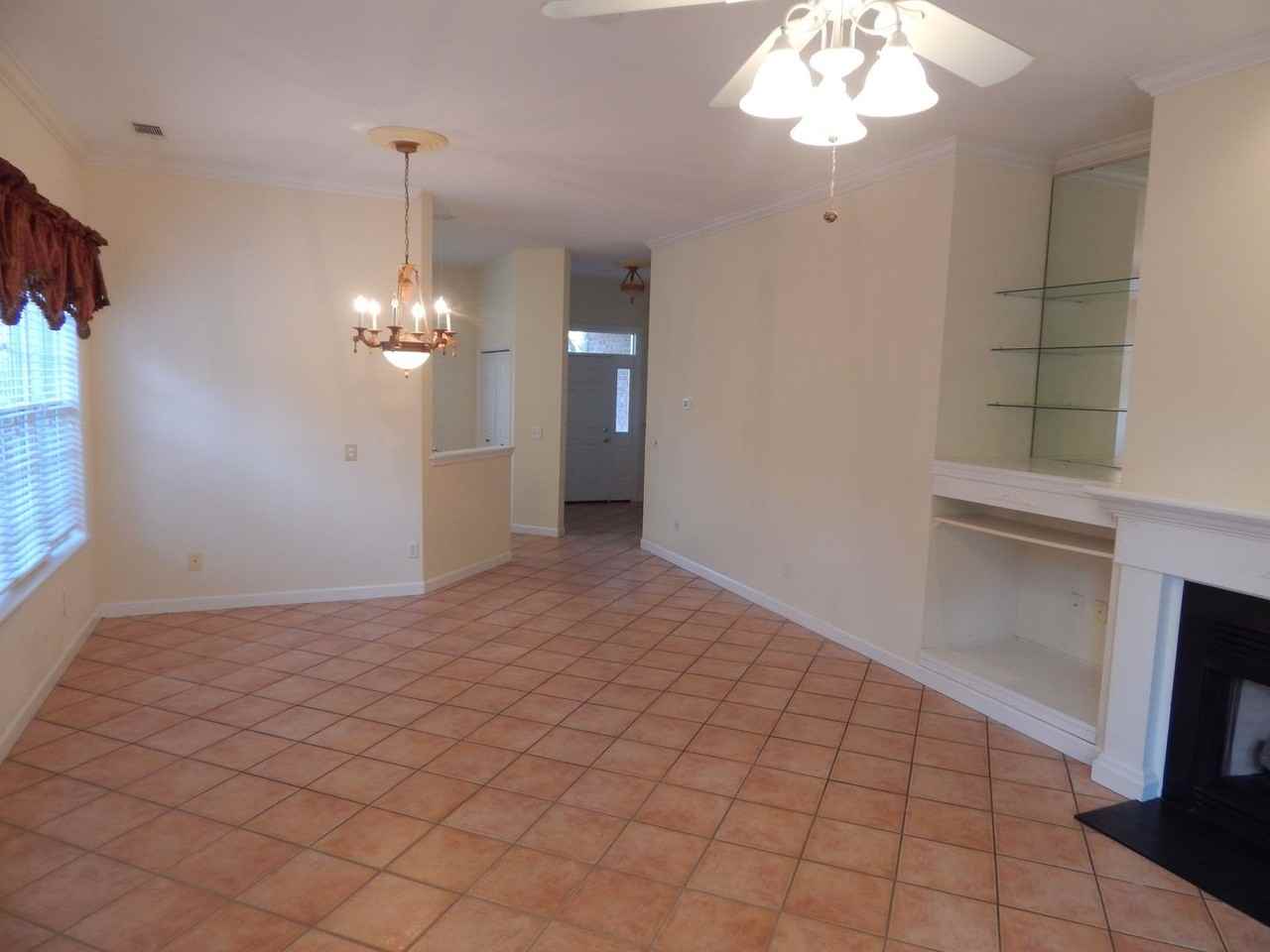 4315 Stratton Village Ln - Photo 5 of 27