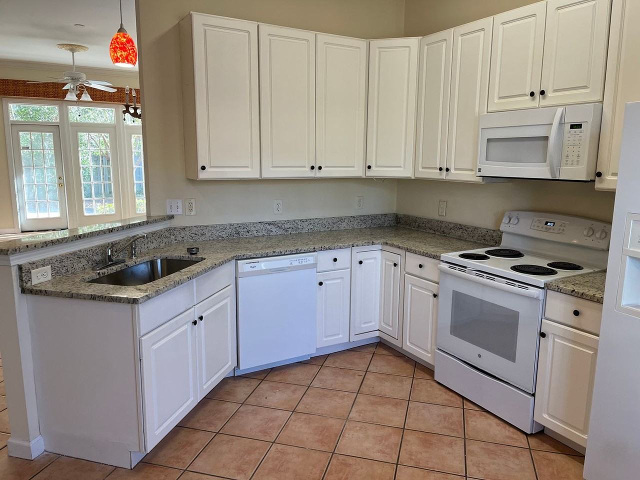 4315 Stratton Village Ln - Photo 6 of 27