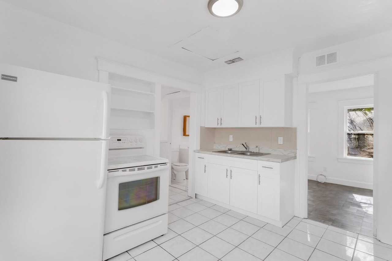 2814 6th St S - Photo 7 of 26