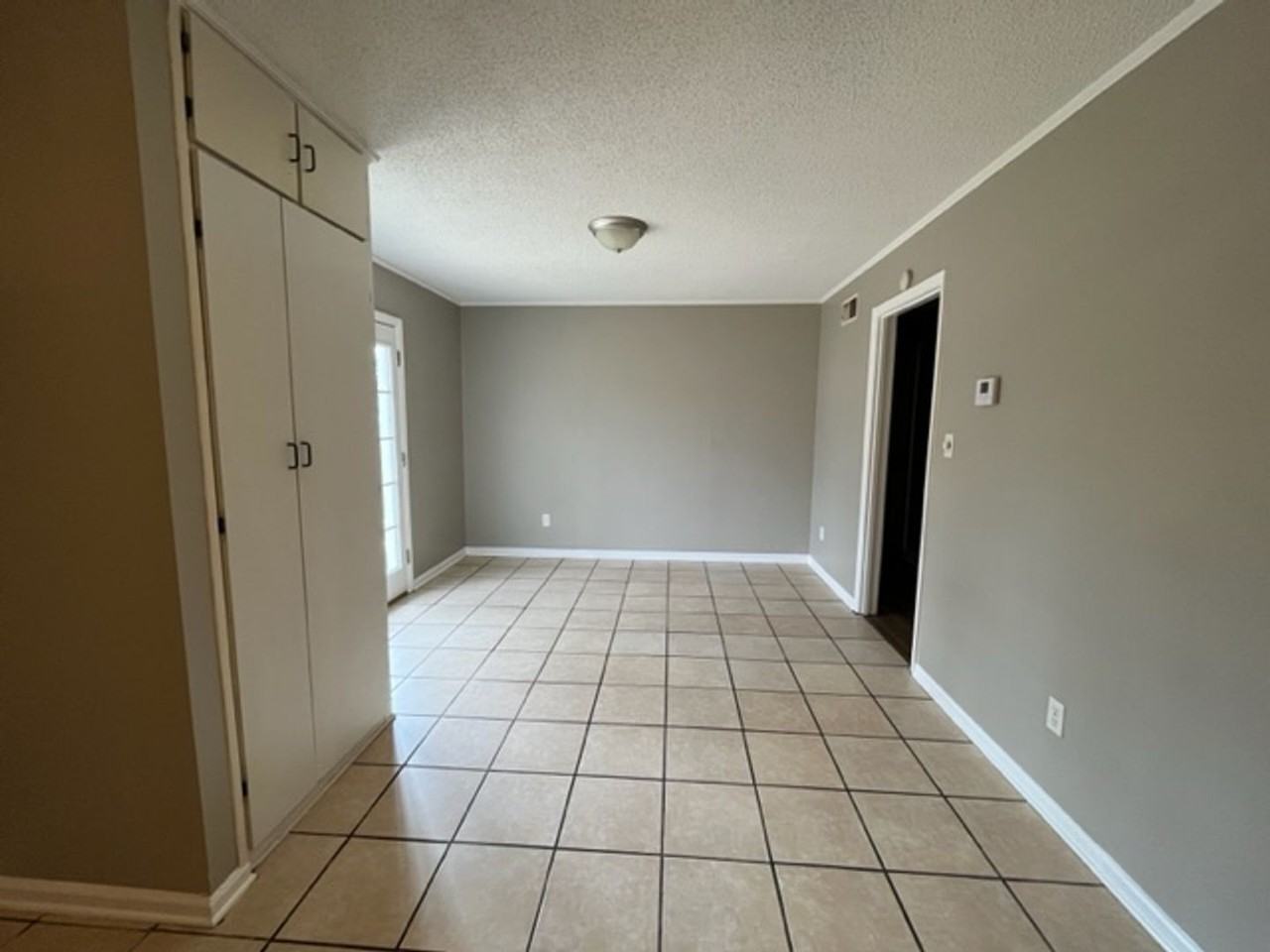 7666 Cherry Valley Blvd - Photo 5 of 10