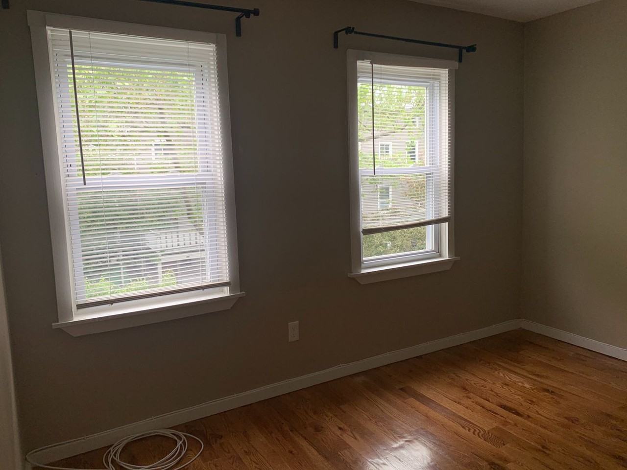 21 Nash St - Photo 3 of 29