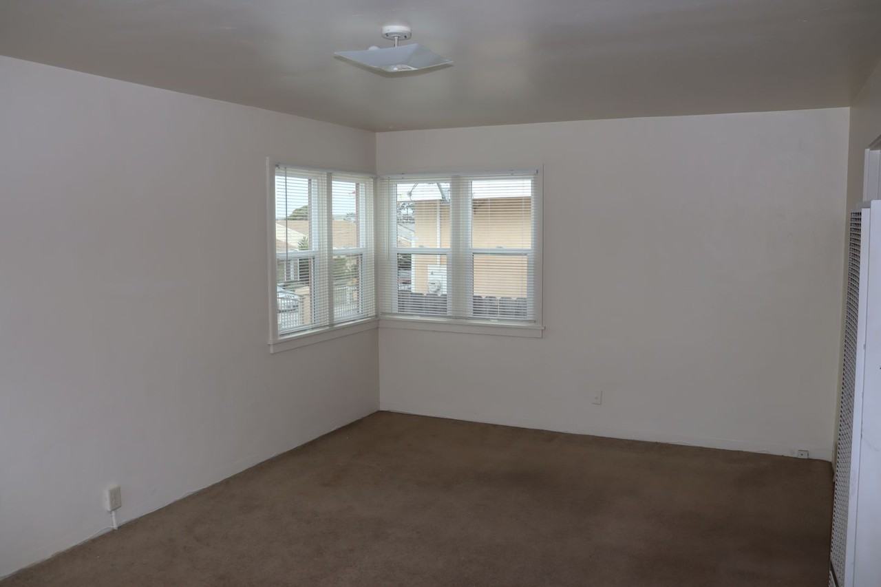 1666 Hilton St - Photo 2 of 8