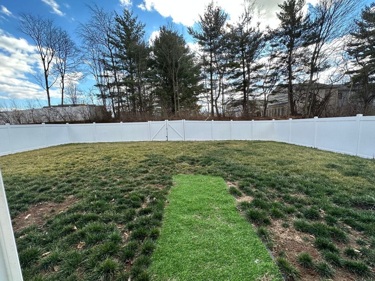 428 Weeks Ct - Photo 2 of 19