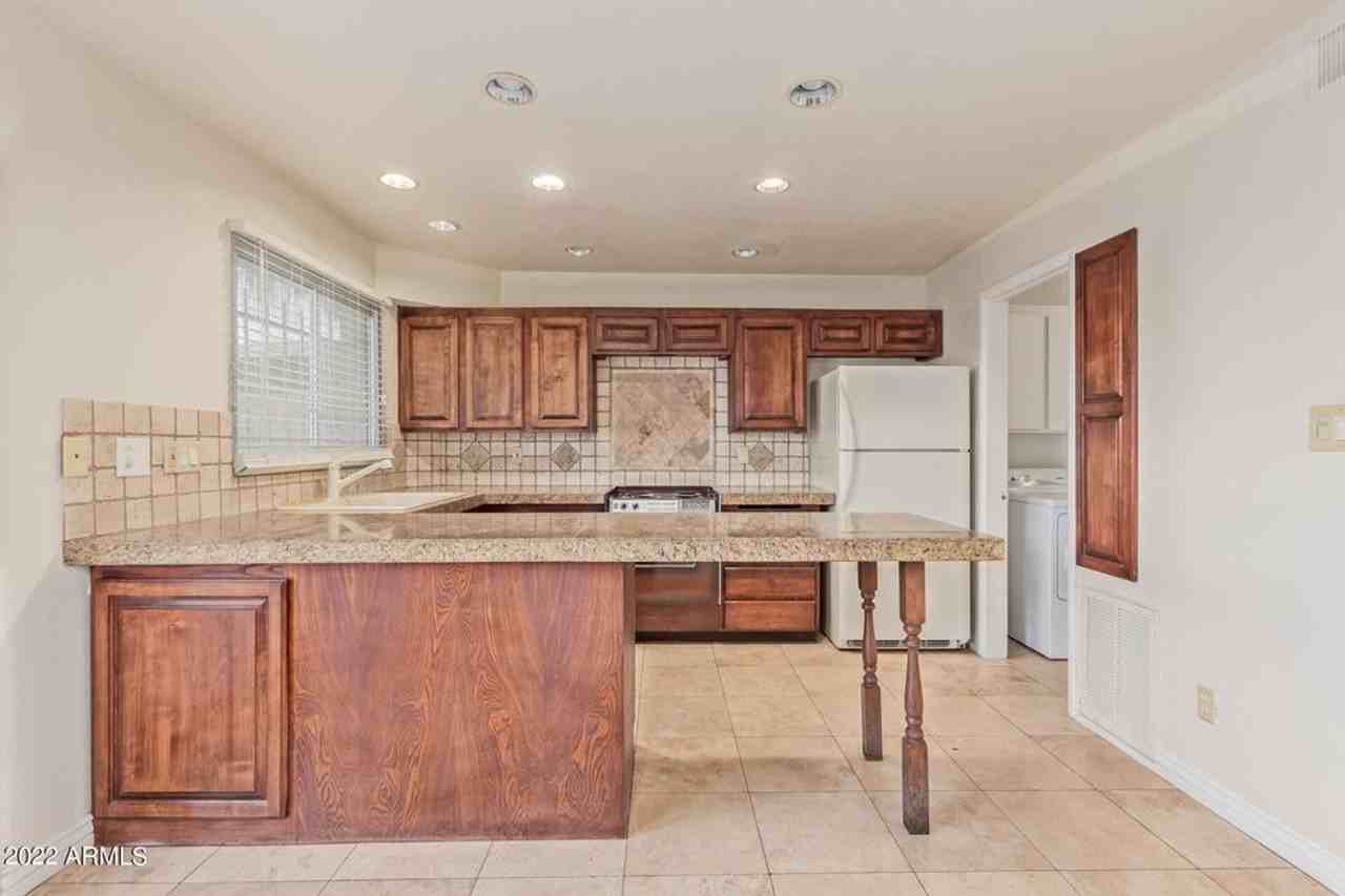 6937 E Osborn Rd #D - Photo 7 of 25