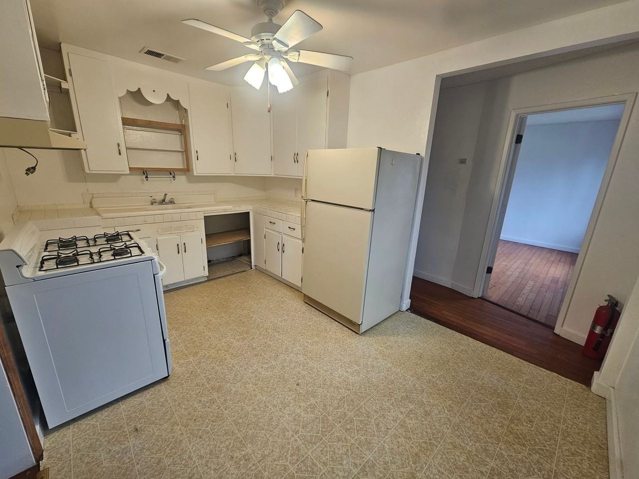 25176 Palm St - Photo 3 of 16