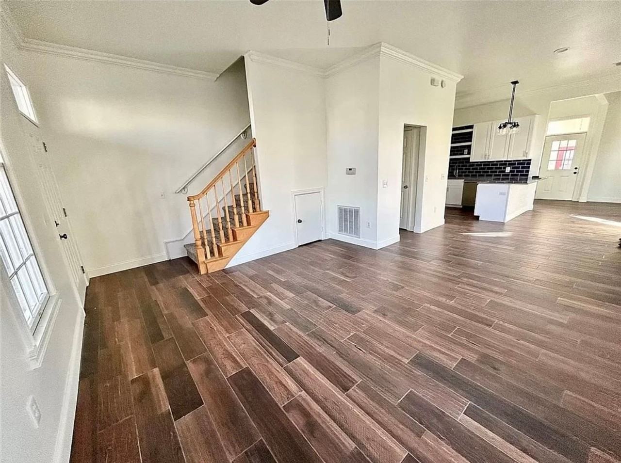 3679 S Tower Cir - Photo 2 of 14