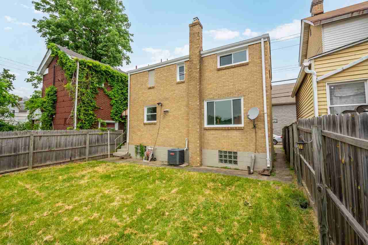 1249 Church Ave - Photo 3 of 26