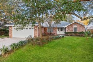 featured image of 1673 Parkside Cir