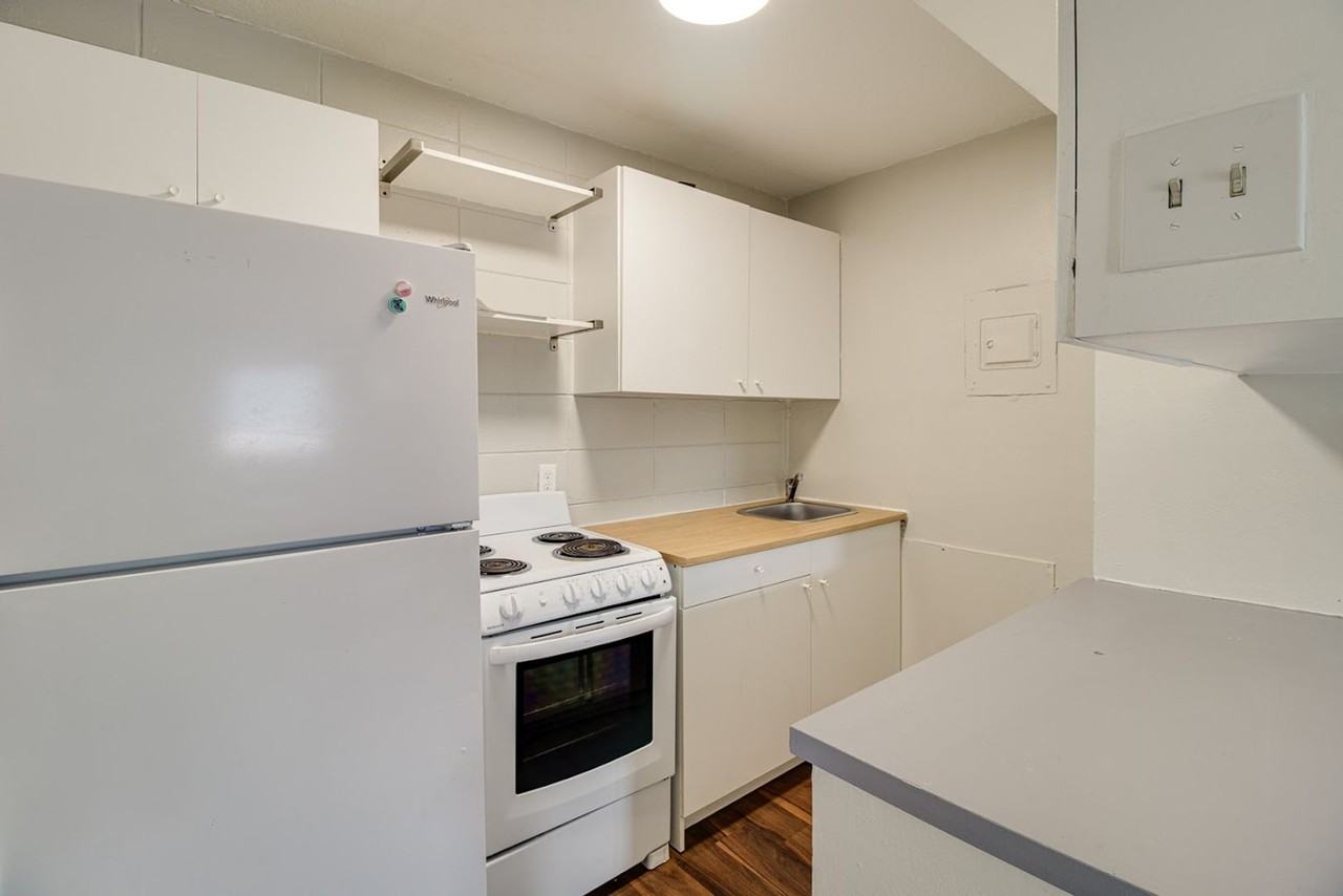 1341 W Point Dr - Photo 6 of 12