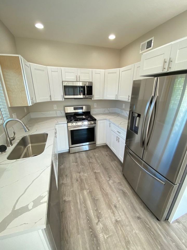 6495 Montezuma Rd - Photo 4 of 16