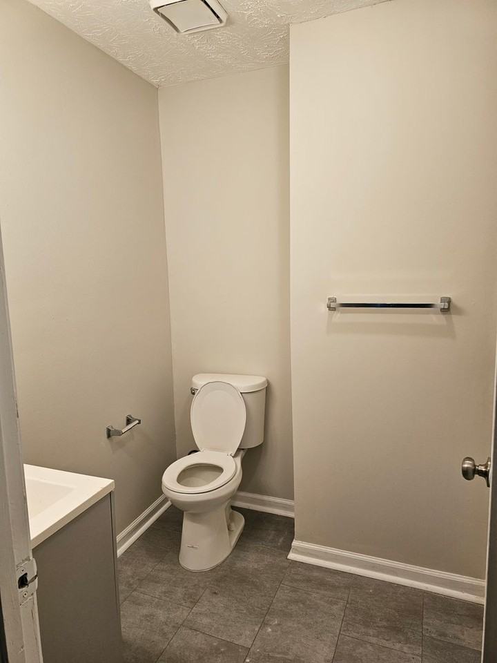 2318 Alabama Ave - Photo 6 of 16