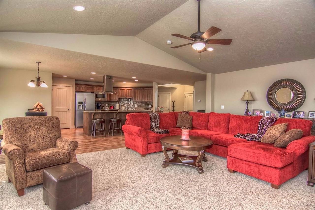 9425 12th Ln - Photo 5 of 20