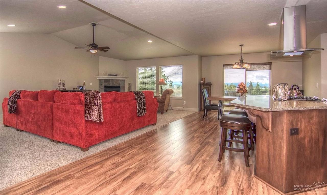 9425 12th Ln - Photo 6 of 20