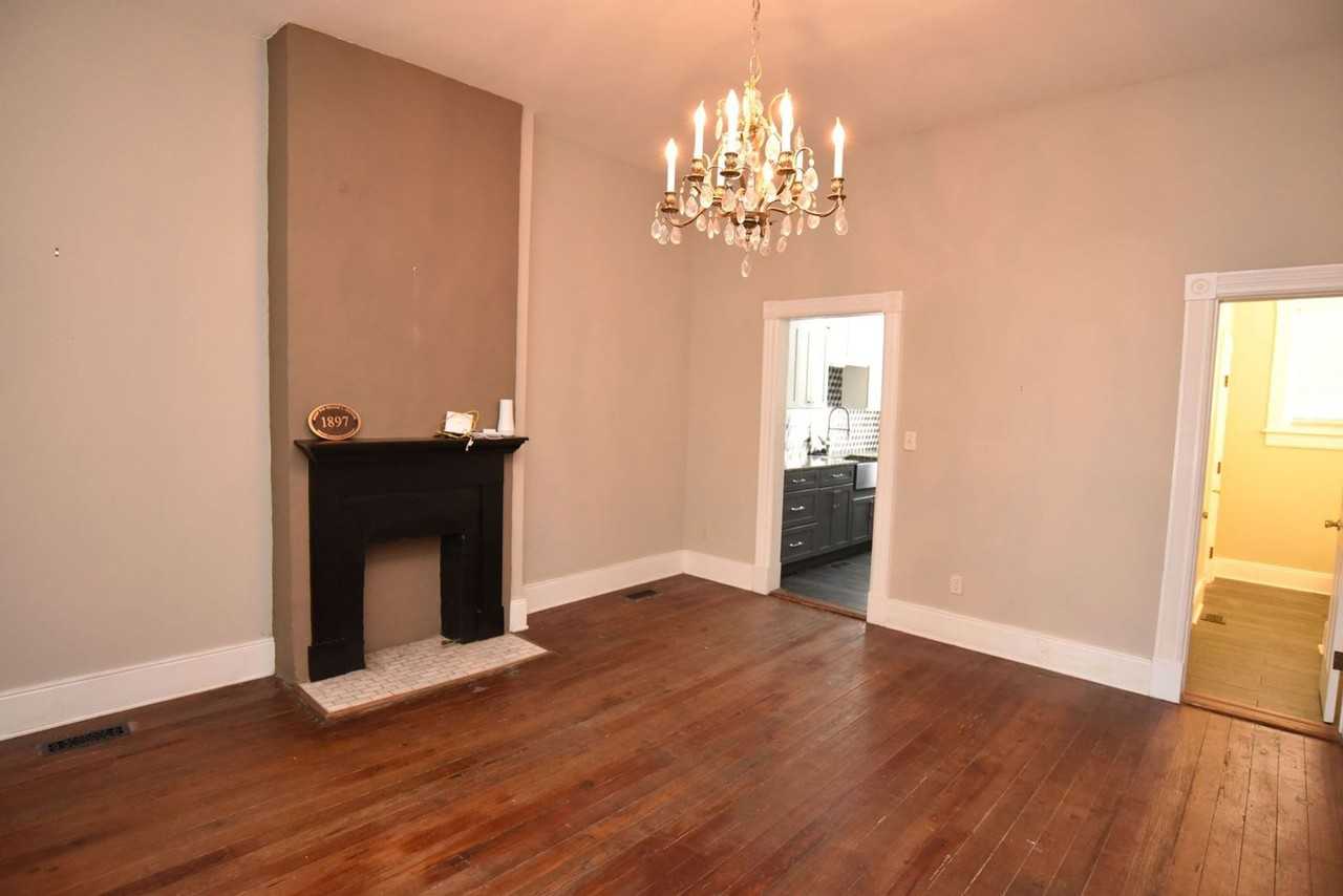 1407 Habersham St - Photo 2 of 18