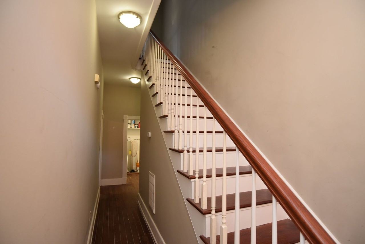 1407 Habersham St - Photo 7 of 18