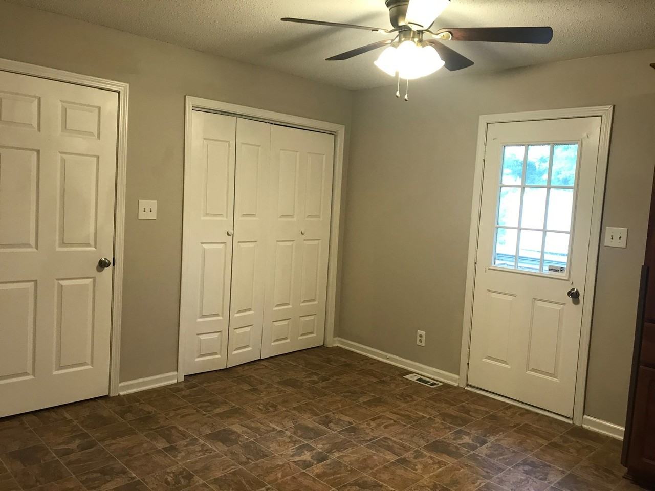 1202 Peachers Mill Rd - Photo 3 of 26