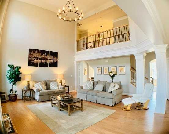 19 Liberty Knolls Dr - Photo 3 of 50