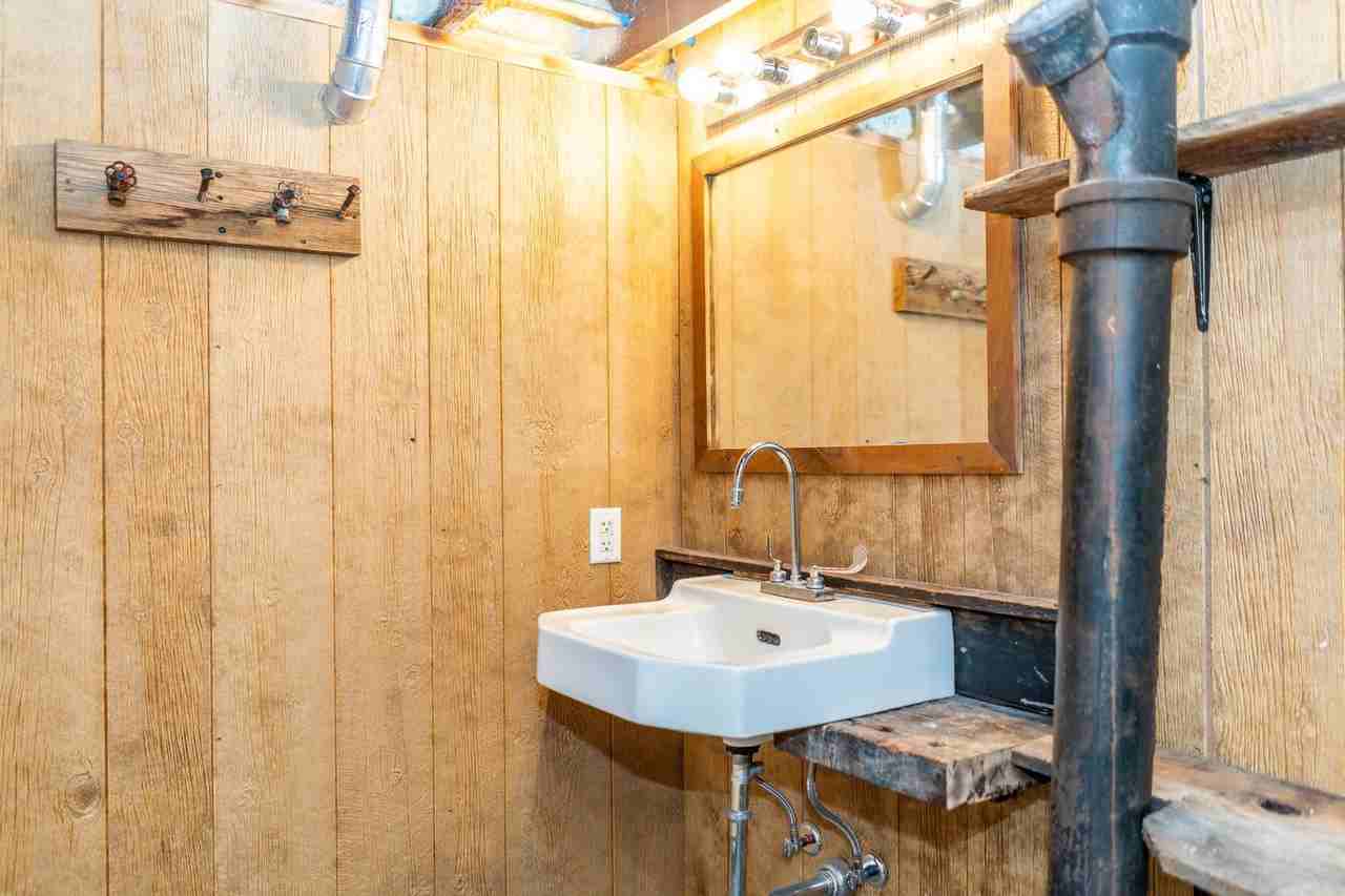 606 Paris Ct - Photo 6 of 37