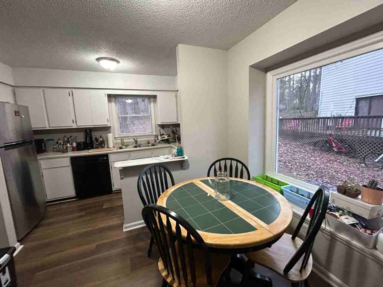 606 Brent Rd - Photo 3 of 7