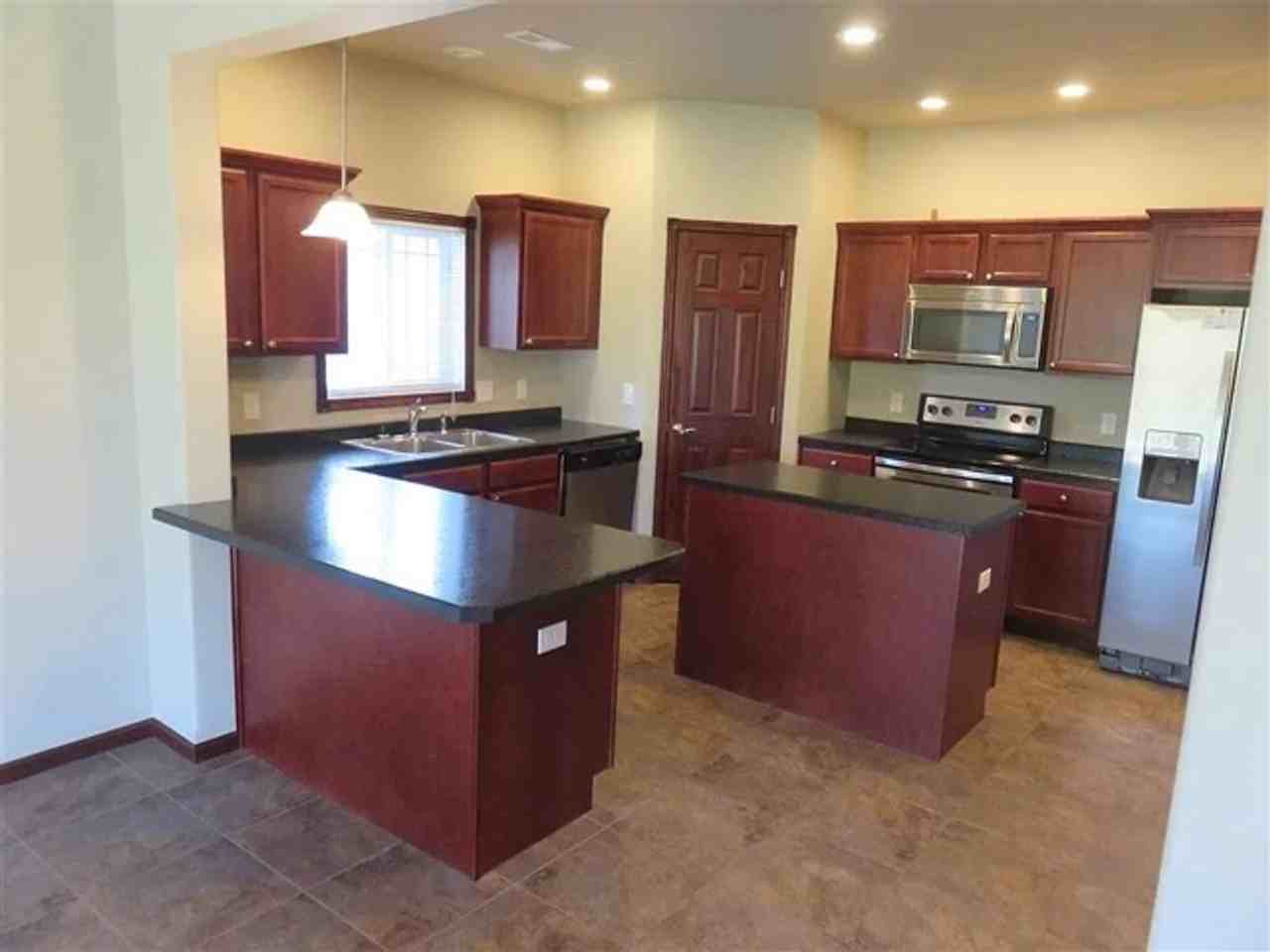 1810 23rd Ave Nw - Photo 3 of 12