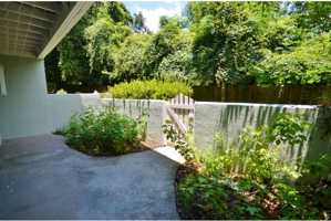 featured image of 4411 Sw 34th St