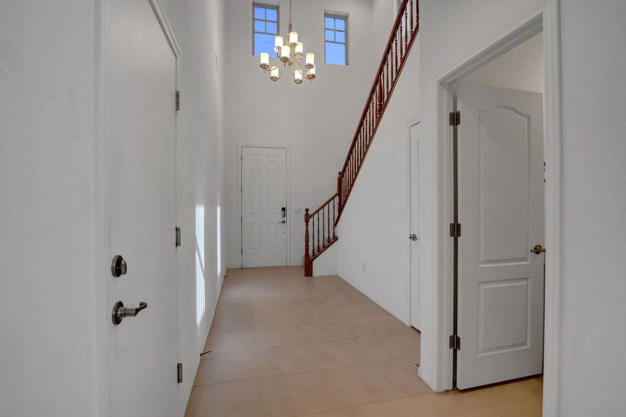 7110 Purple Iris Ave - Photo 6 of 50