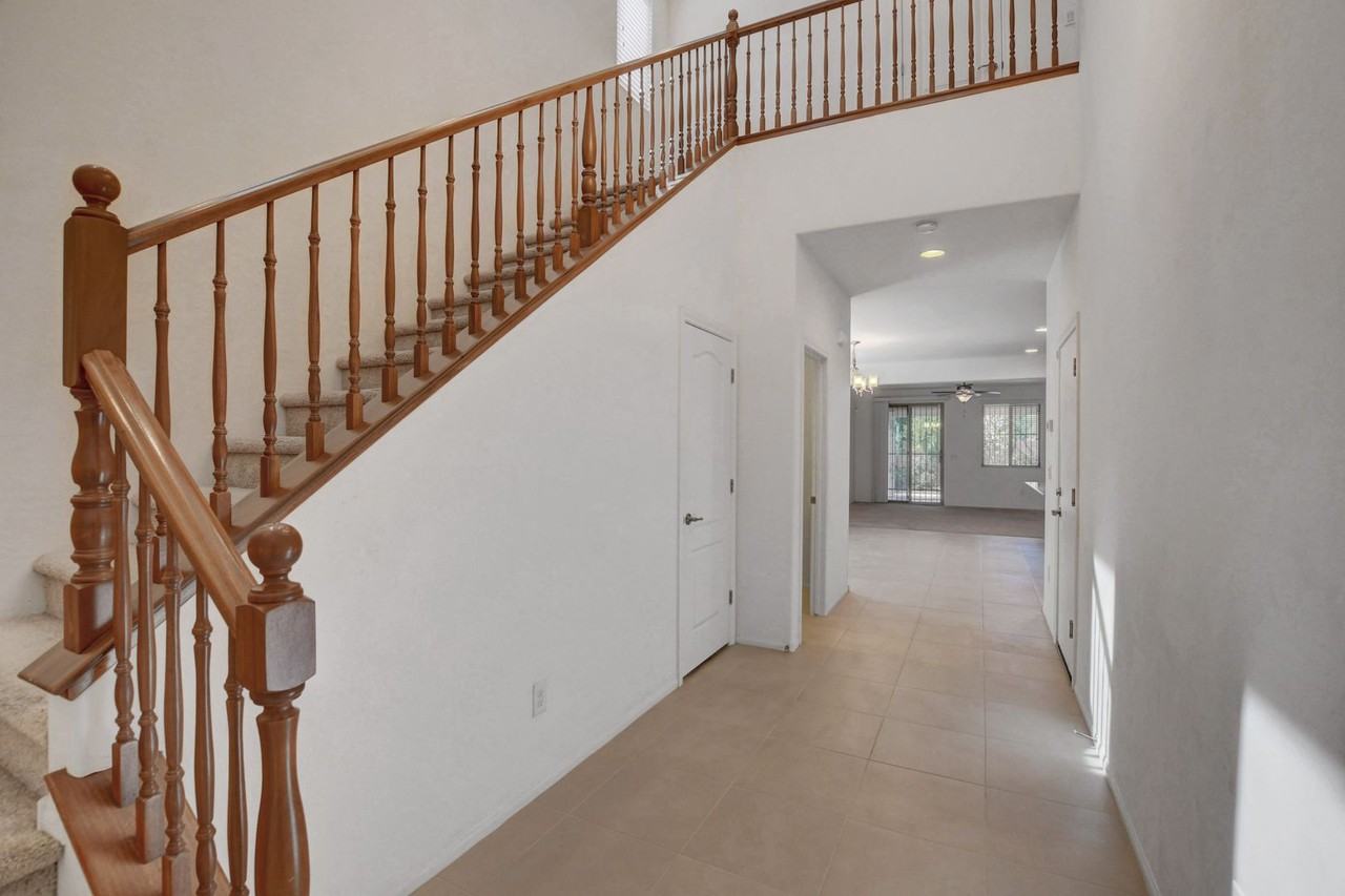 7110 Purple Iris Ave - Photo 5 of 50