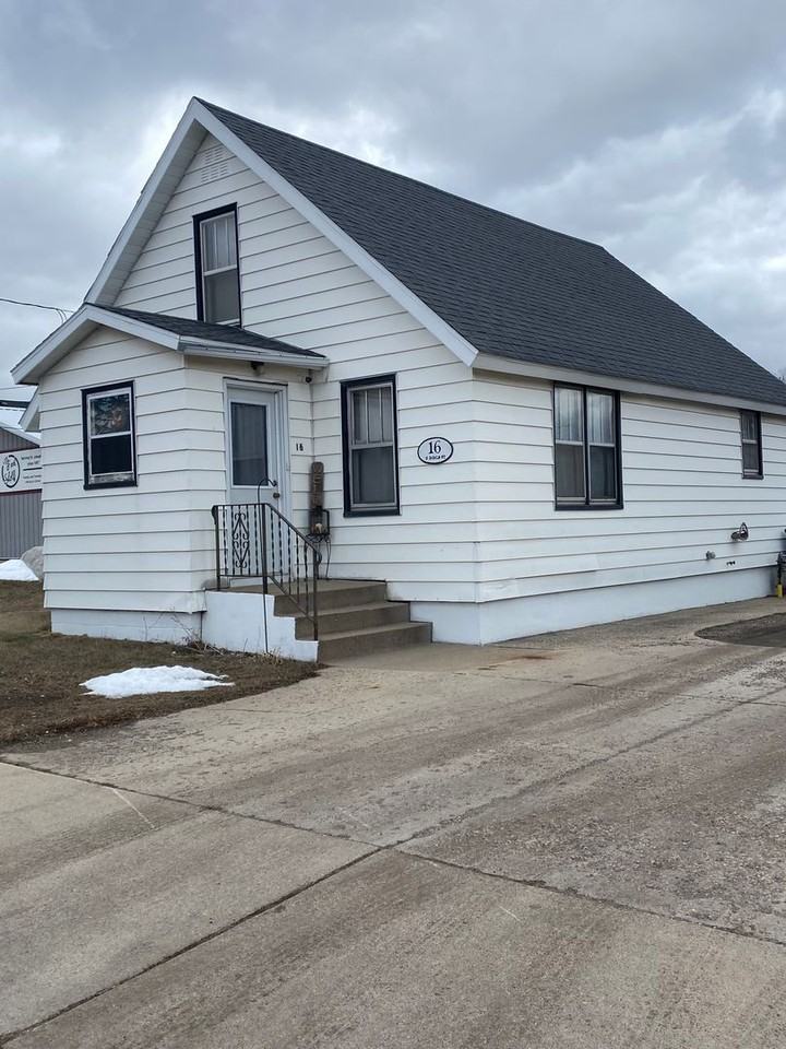 16 E Birch St - Photo 2 of 12