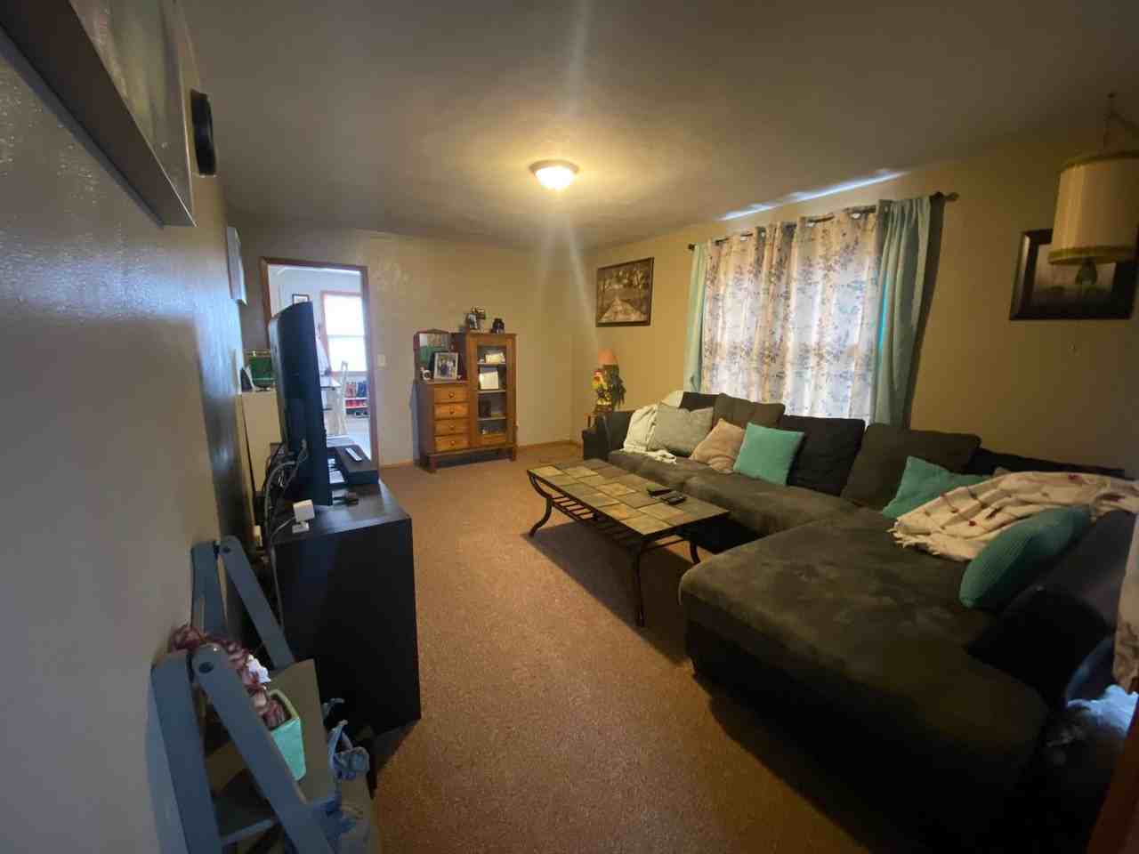 16 E Birch St - Photo 3 of 12