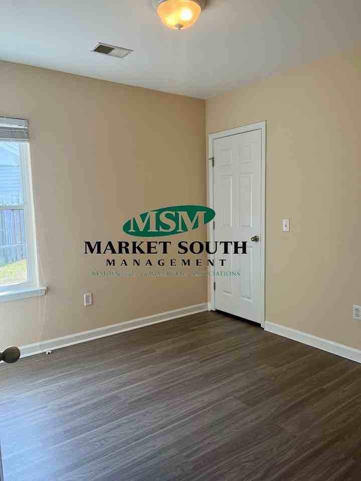 48 Twin Oaks Pl - Photo 7 of 22