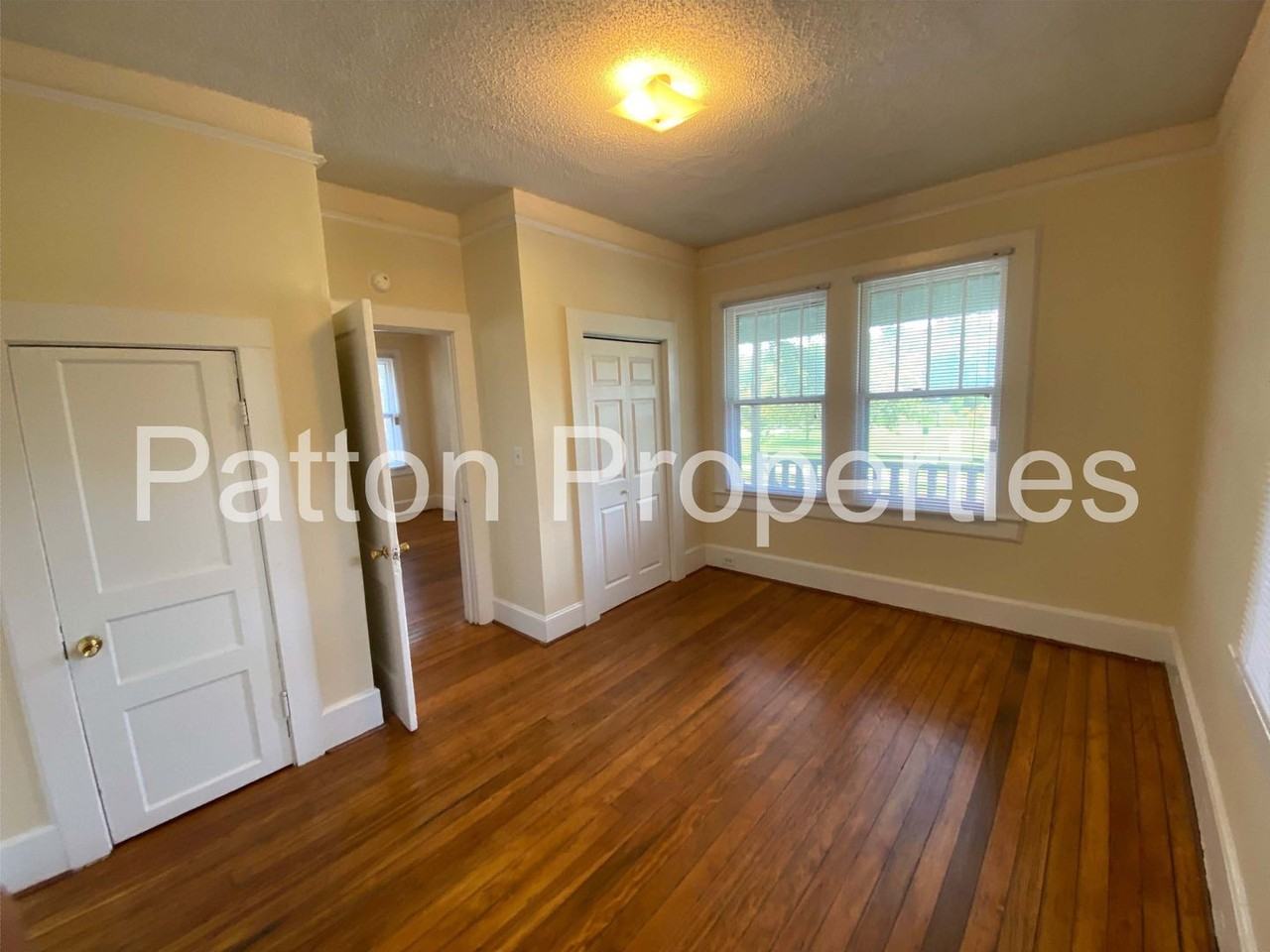 2221 Greene St - Photo 6 of 16