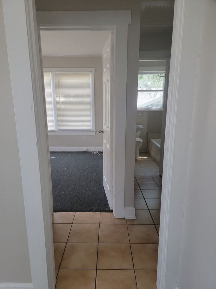 894 13th Ave S - Photo 5 of 14