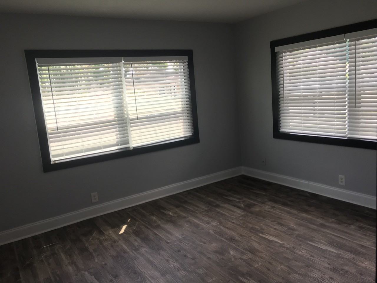 2901 W Main St - Photo 5 of 17