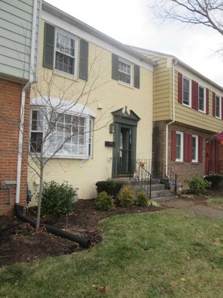 109 Yorkshire Ct