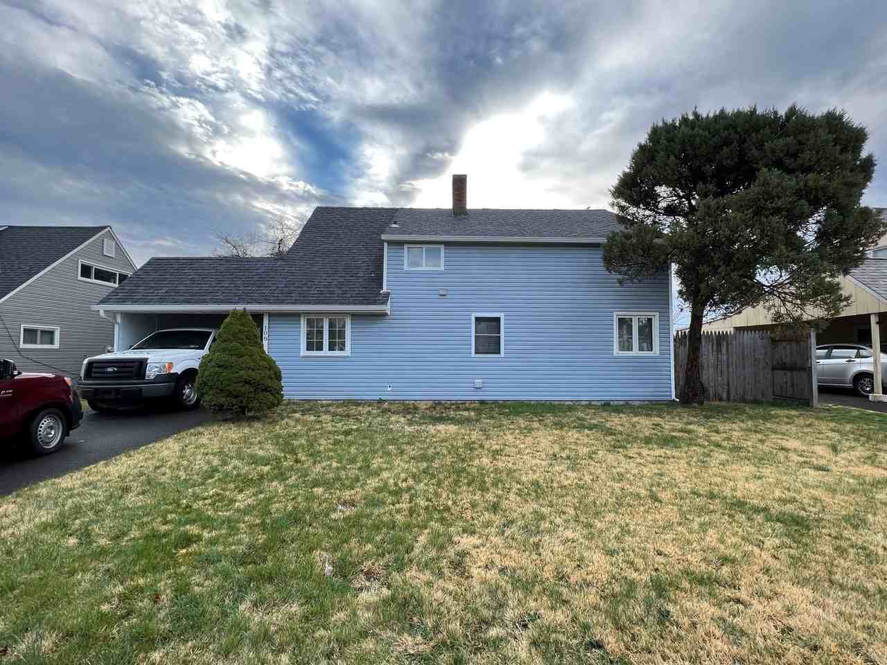 108 Goldengate Rd - Photo 2 of 9