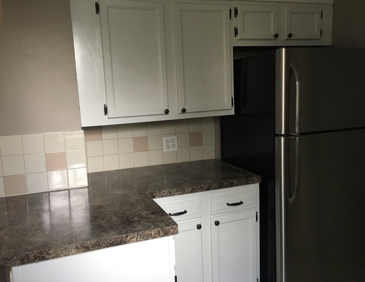 936 Crescent St Ne - Photo 4 of 10