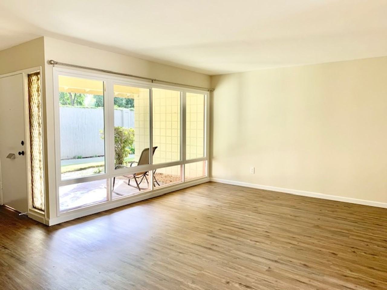 109 E Channel Islands Blvd - Photo 3 of 19