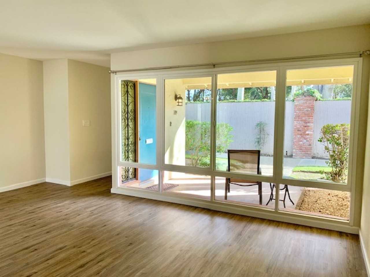 109 E Channel Islands Blvd - Photo 4 of 19