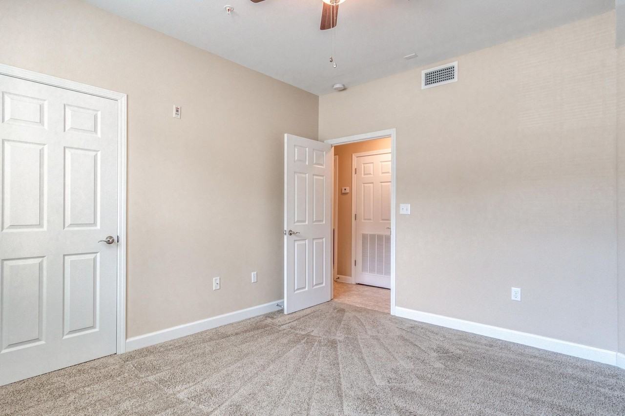 1703 Conservation Trl #305 - Photo 7 of 24